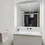 1Br Flat By Saint Germain & Odeon Daire *